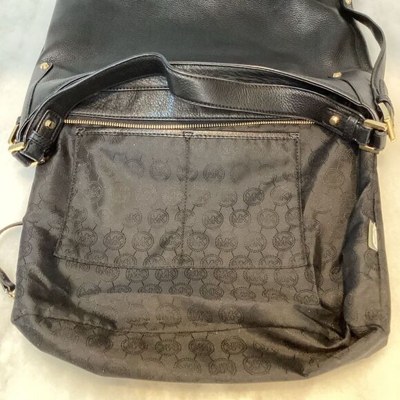 Michael Kors Bedford Belted Large Leather Hobo Shoulder Bag - Picture 12 of 14